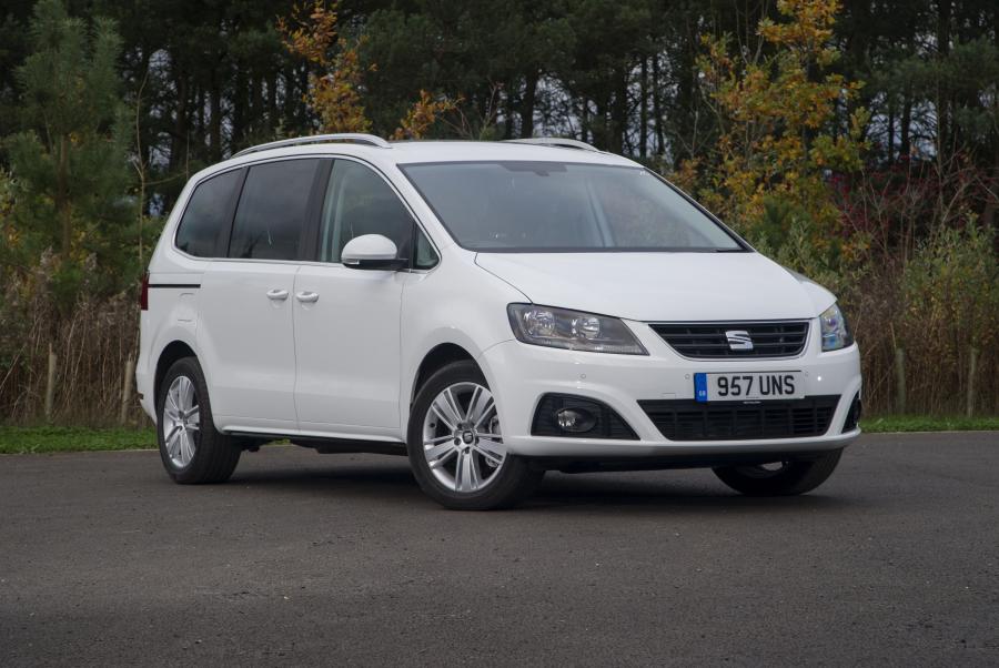  Seat Alhambra 2015 года  (UK) (фото 20 из 30)
